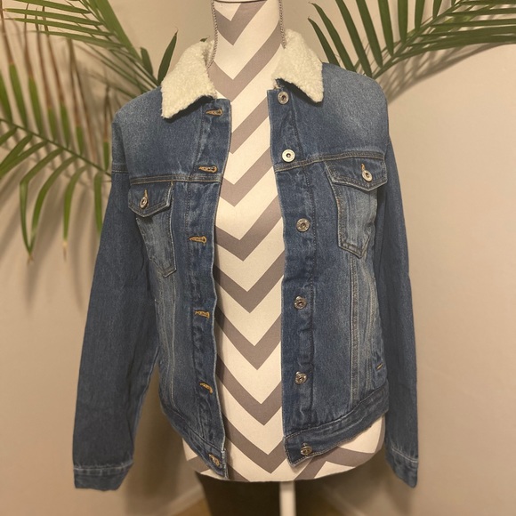 NEW! Sherpa Collard Jacket! ALL NEW - Picture 2 of 4